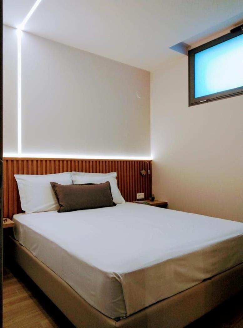 Alikon Adult-Only Aparthotel Неос Мармарас Екстериор снимка